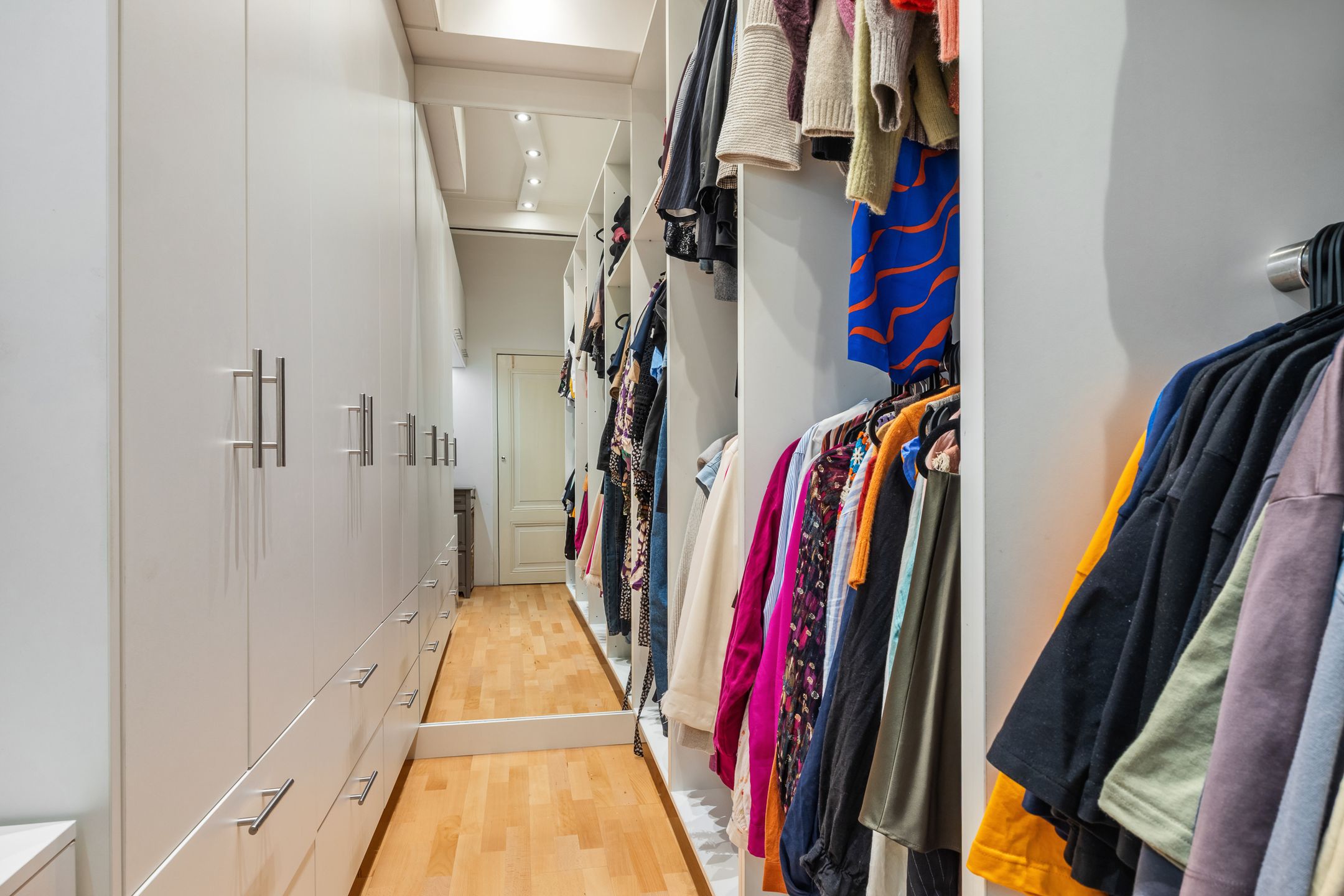 Foto 51 van Grotekerksbuurt 9-A