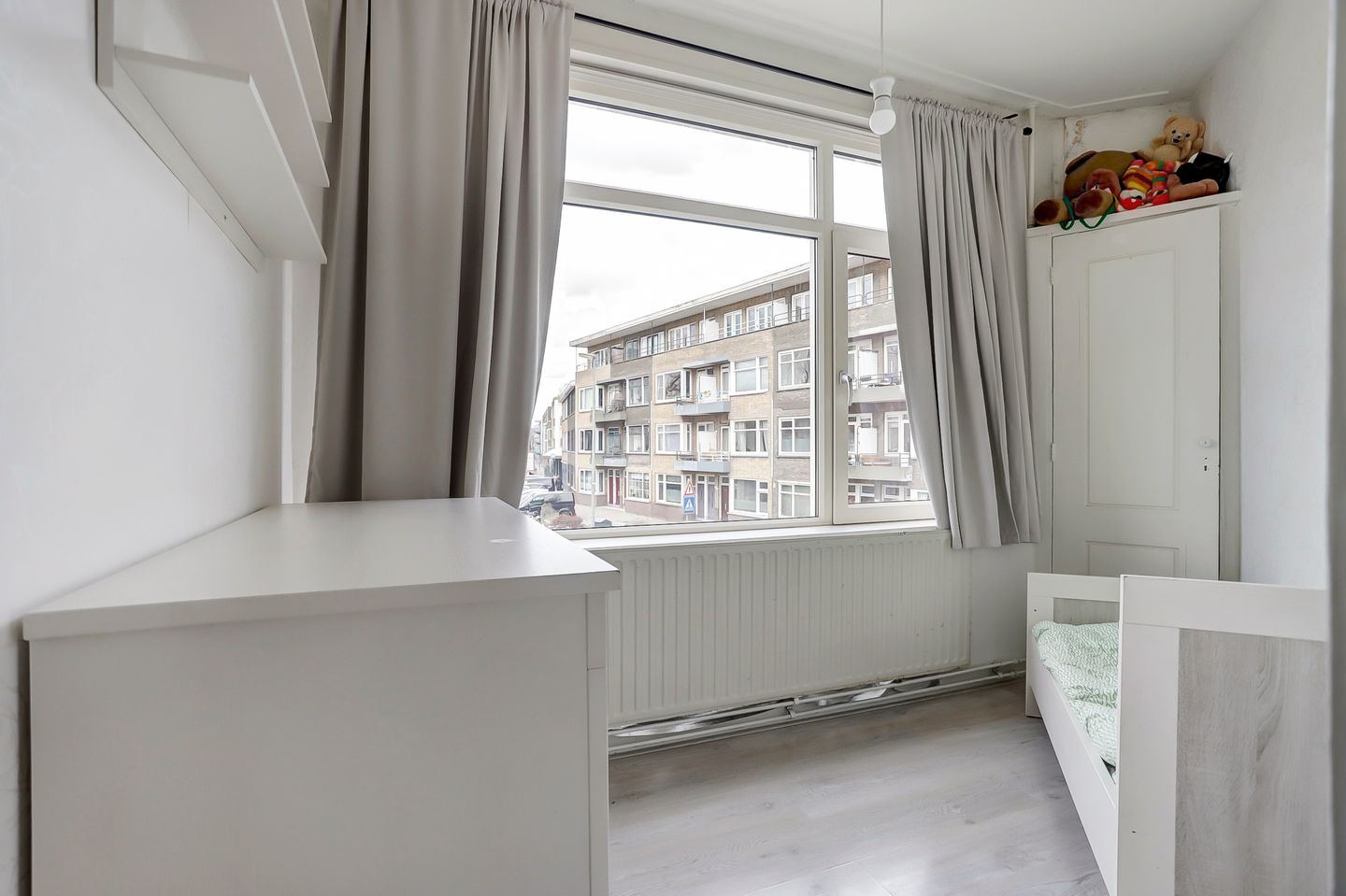 Foto 19 van Rozenburgsestraat 6-A