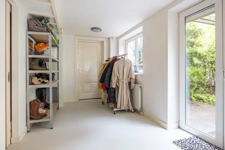 Photo 65 of Grotekerksbuurt 9-A