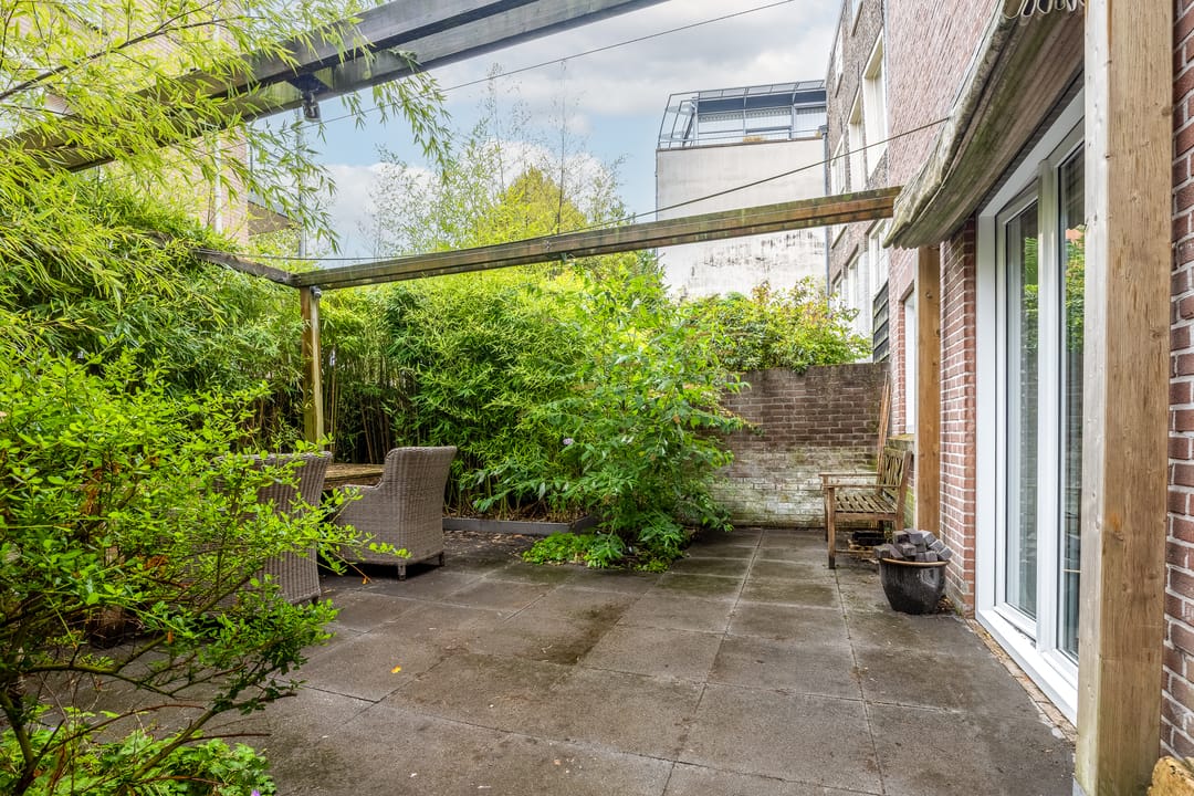 Foto 68 van Grotekerksbuurt 9-A