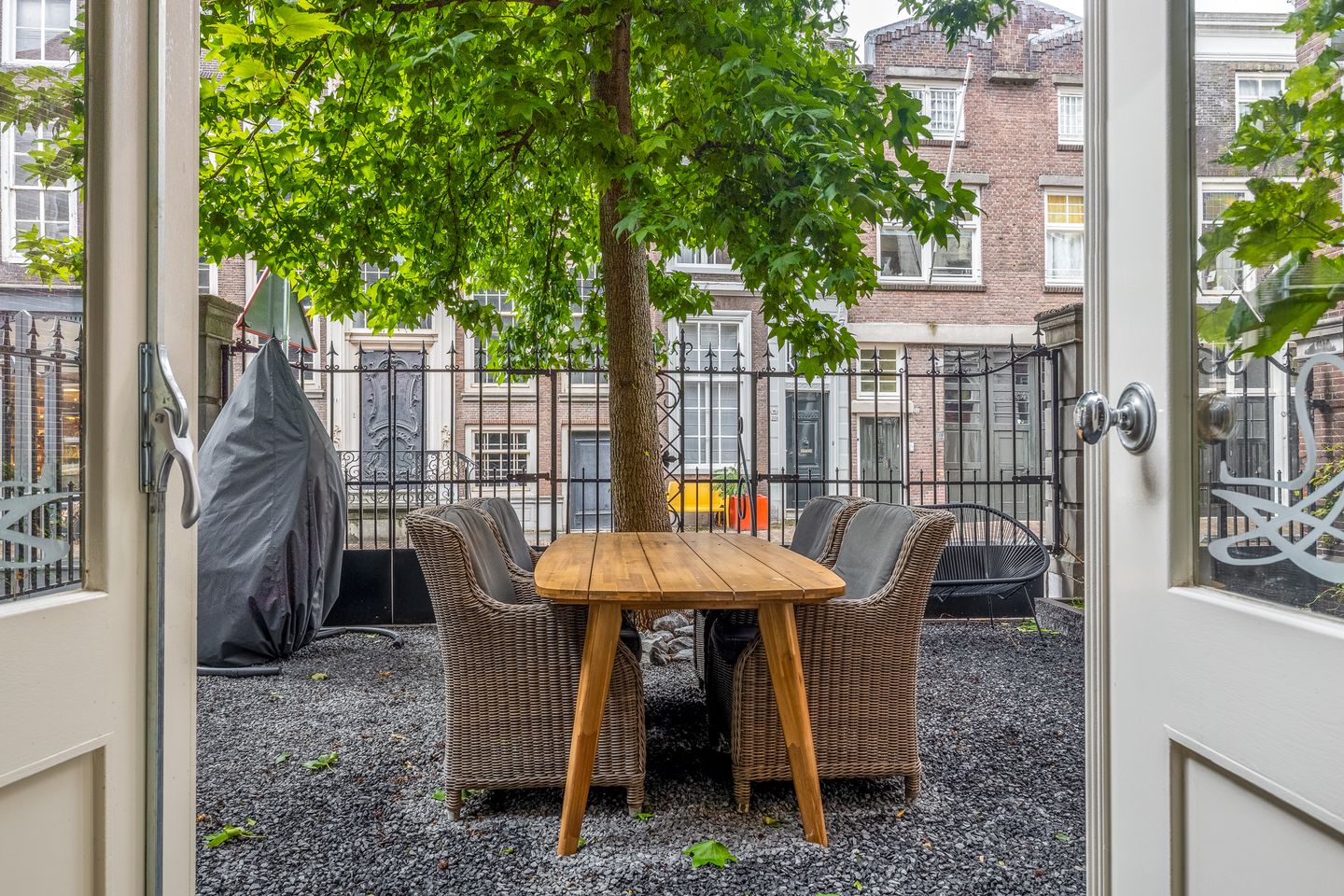 Foto 70 van Grotekerksbuurt 9-A