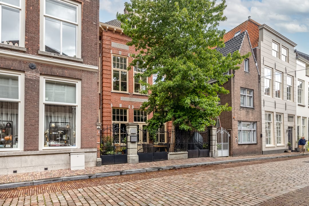 Foto 73 van Grotekerksbuurt 9-A