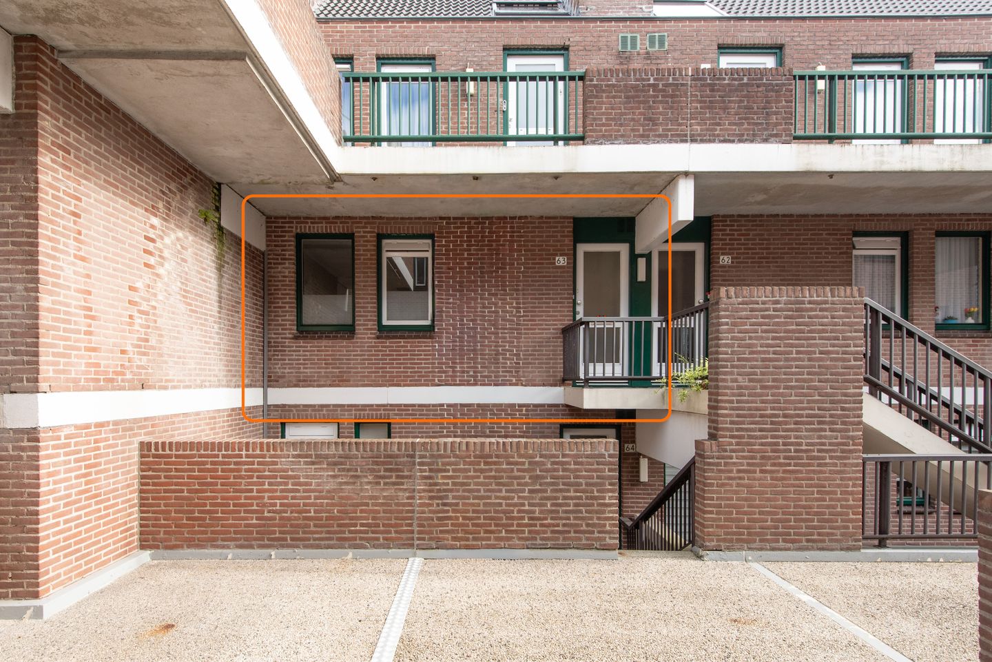 Photo 5 of Winkelwaard 63