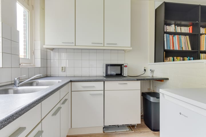 Foto 13 van Winkelwaard 63