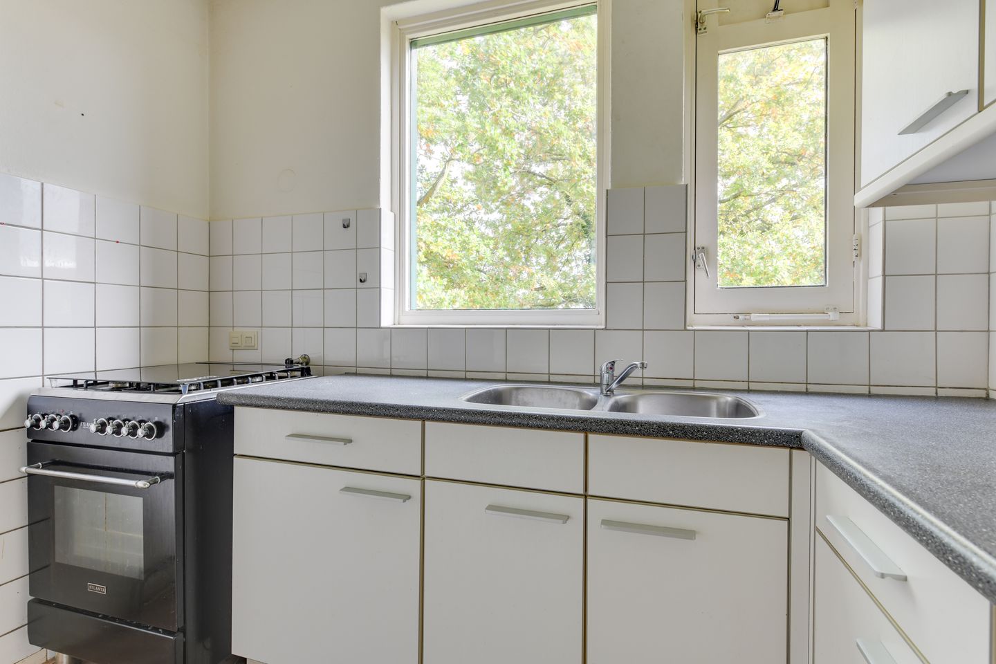 Photo 14 of Winkelwaard 63