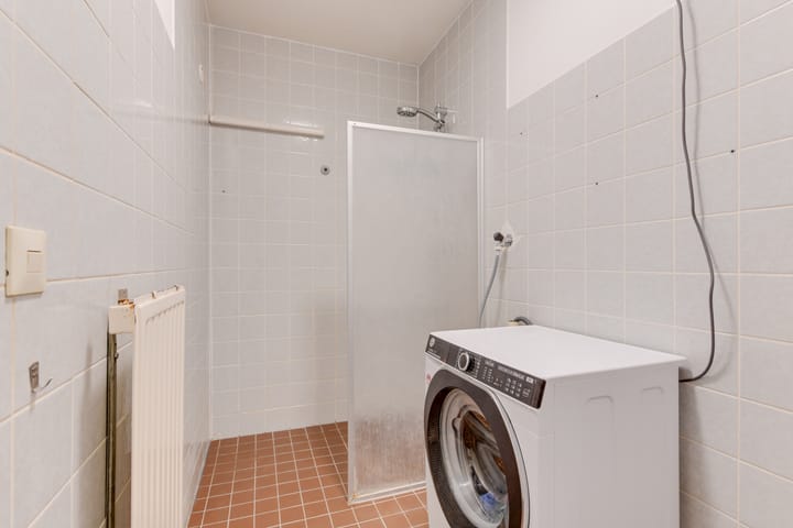 Foto 19 van Winkelwaard 63