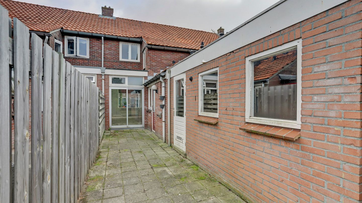 Photo 20 of Constantijn Huygensstraat 15