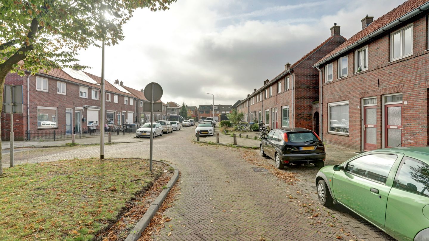 Photo 25 of Constantijn Huygensstraat 15