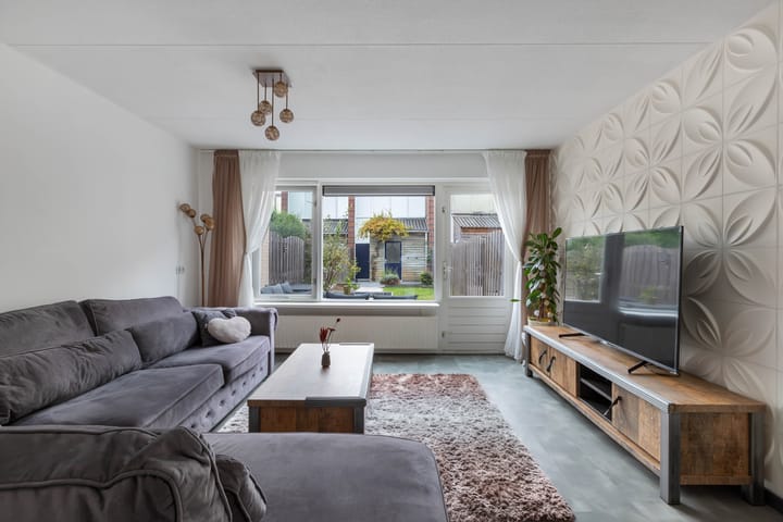 Foto 15 van Louis Armstrongstraat 30