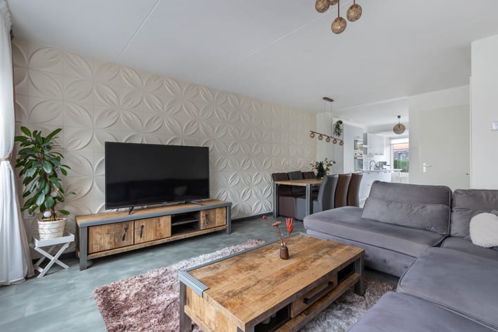 Foto 18 van Louis Armstrongstraat 30