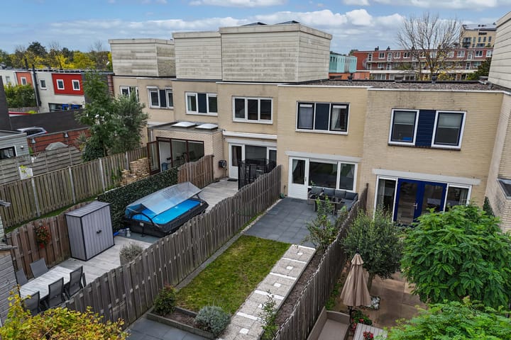 Foto 33 van Louis Armstrongstraat 30