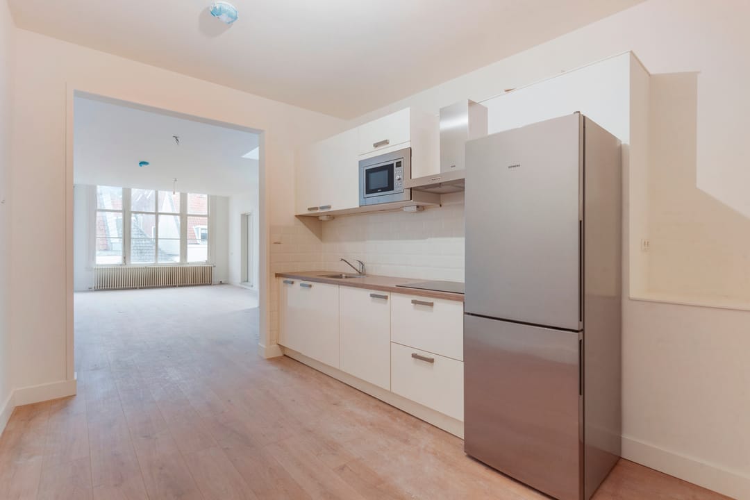 Photo 2 of Pieterskerkhof 38-B