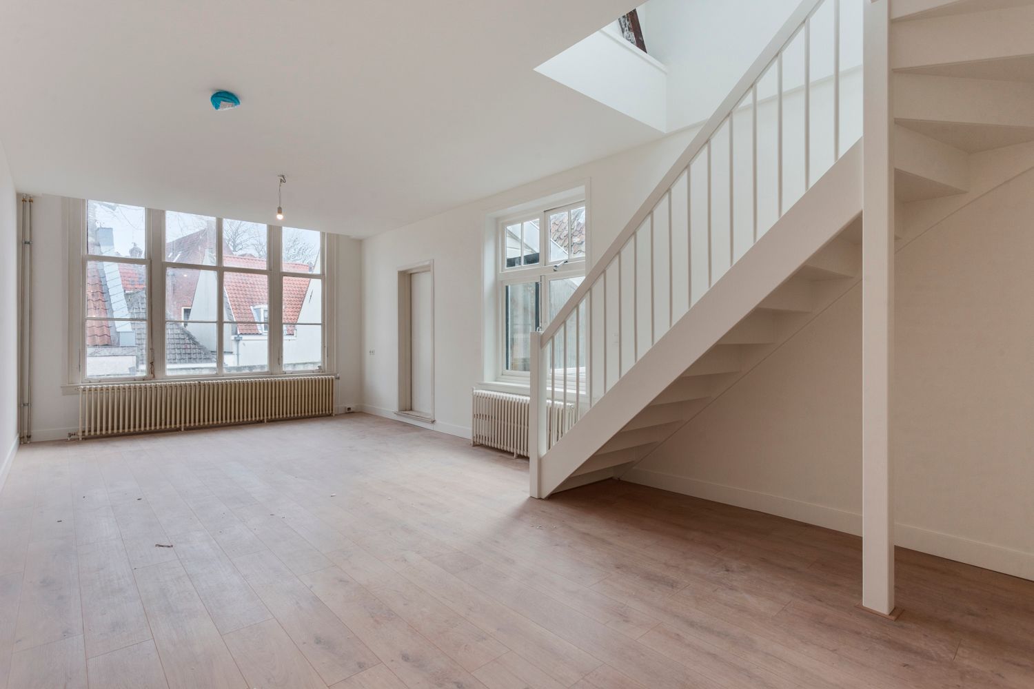 Photo 3 of Pieterskerkhof 38-B