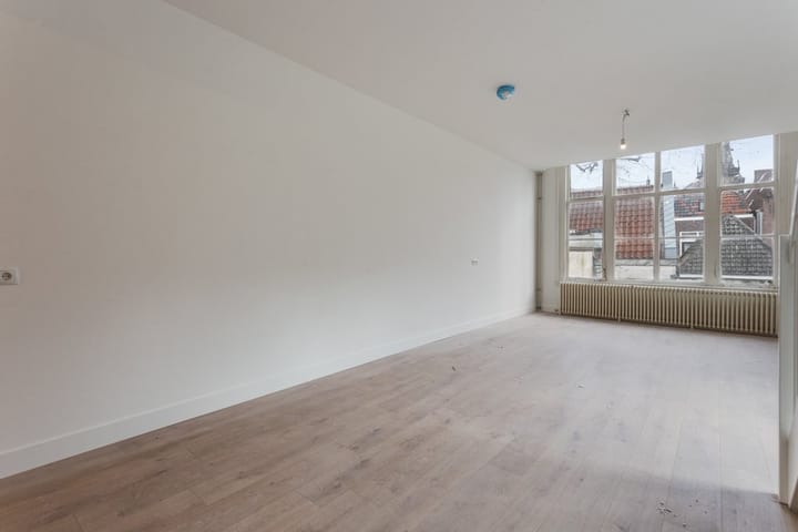 Photo 15 of Pieterskerkhof 38-B