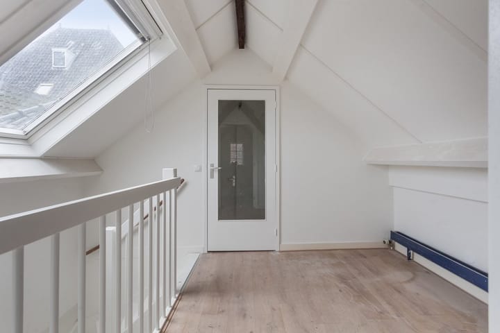 Photo 21 of Pieterskerkhof 38-B