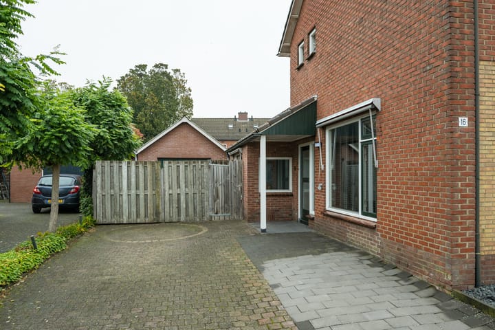 Photo 7 of Zelhemsevoetpad 16