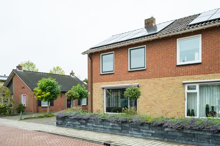 Photo 54 of Zelhemsevoetpad 16