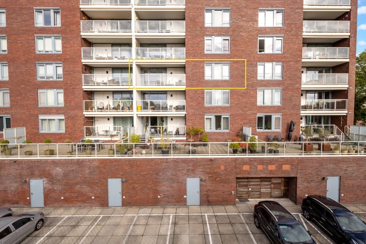 Photo 2 of Mill Hillplein 83