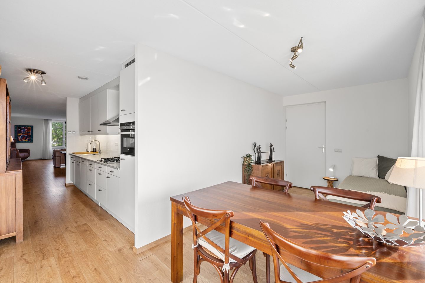 Foto 14 van Mill Hillplein 83