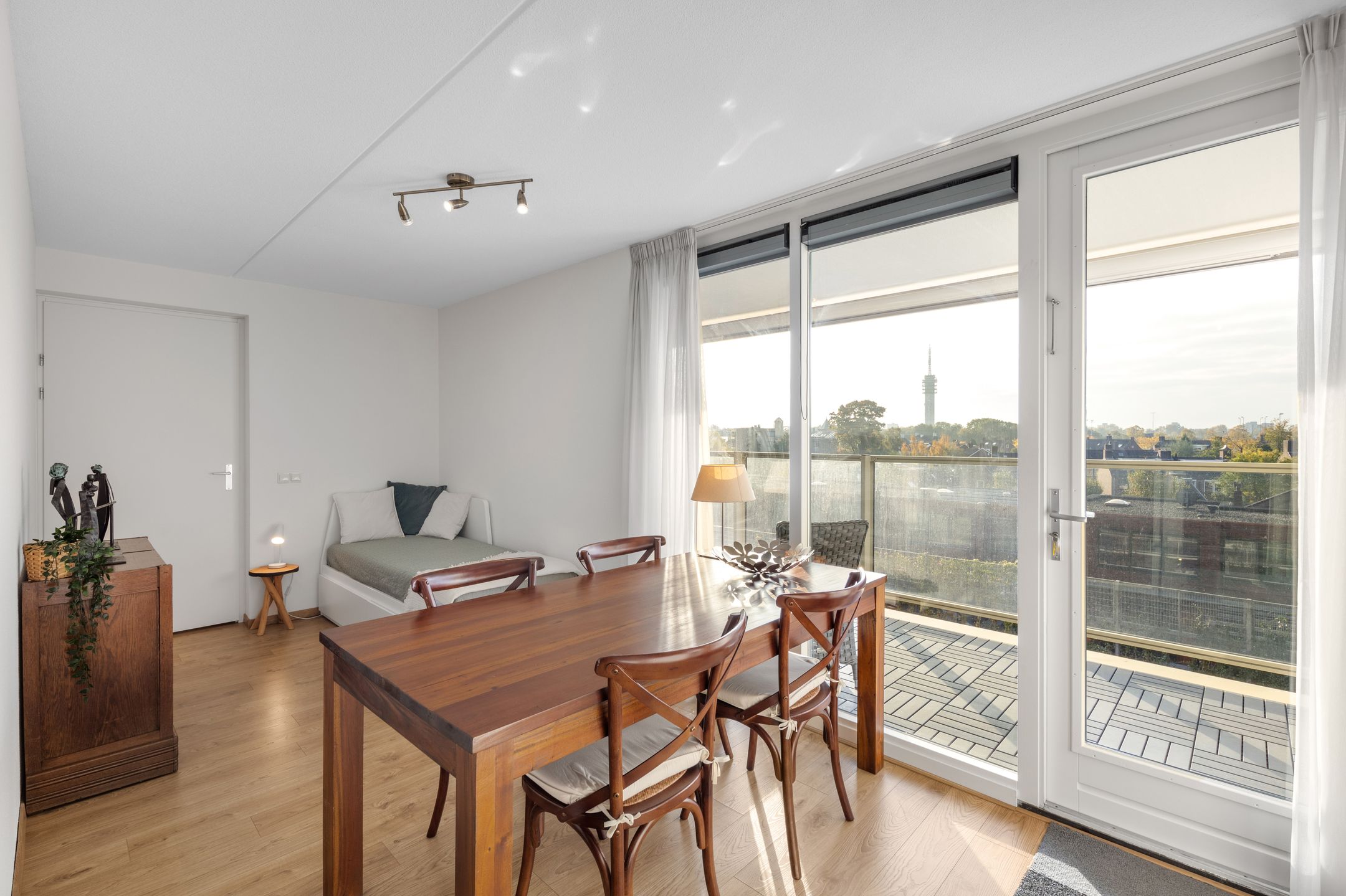 Foto 15 van Mill Hillplein 83