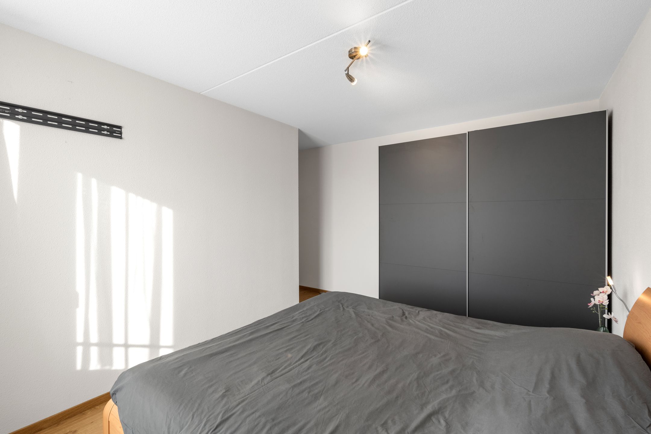 Foto 18 van Mill Hillplein 83