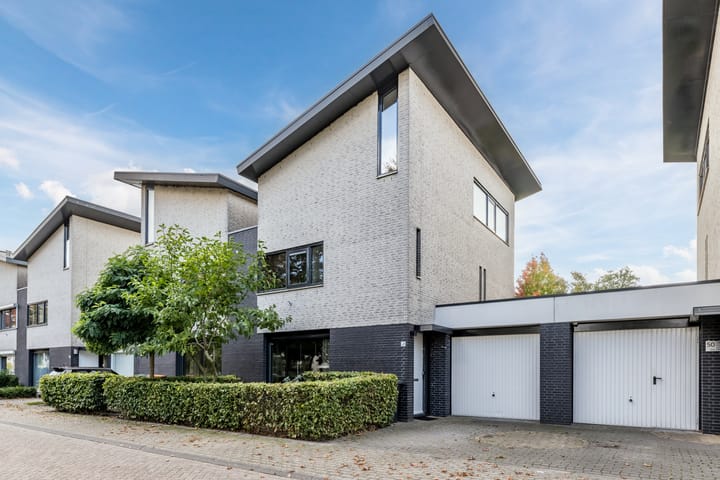 Photo 1 of Milheezestraat 48