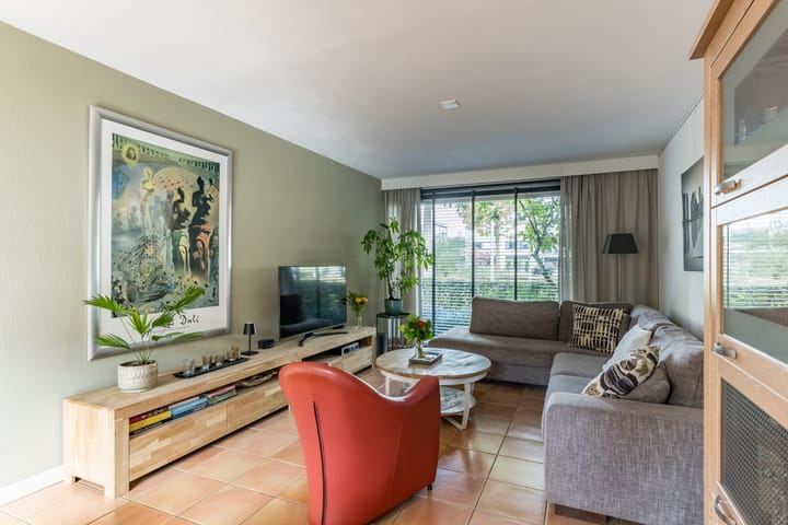 Photo 6 of Milheezestraat 48