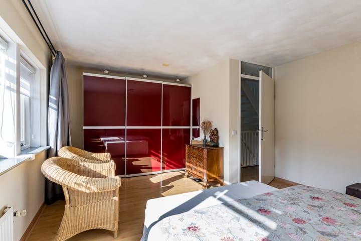 Photo 16 of Milheezestraat 48