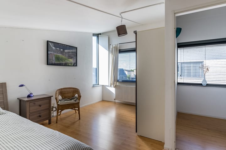 Photo 27 of Milheezestraat 48