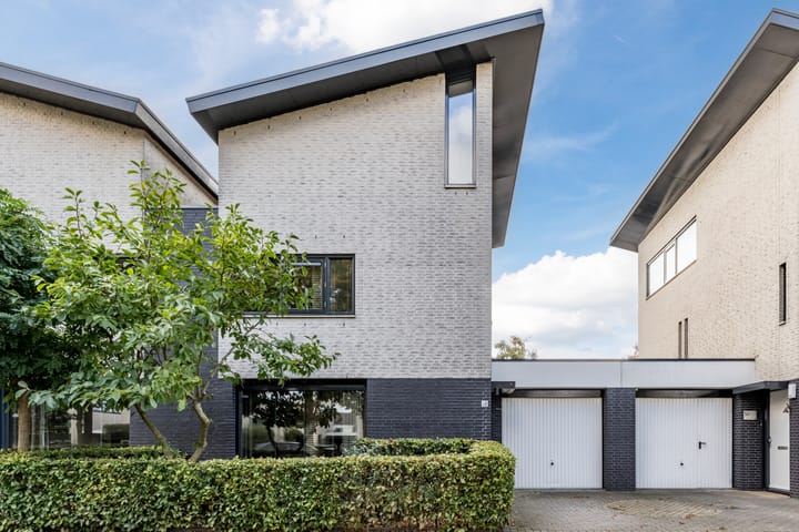 Photo 35 of Milheezestraat 48