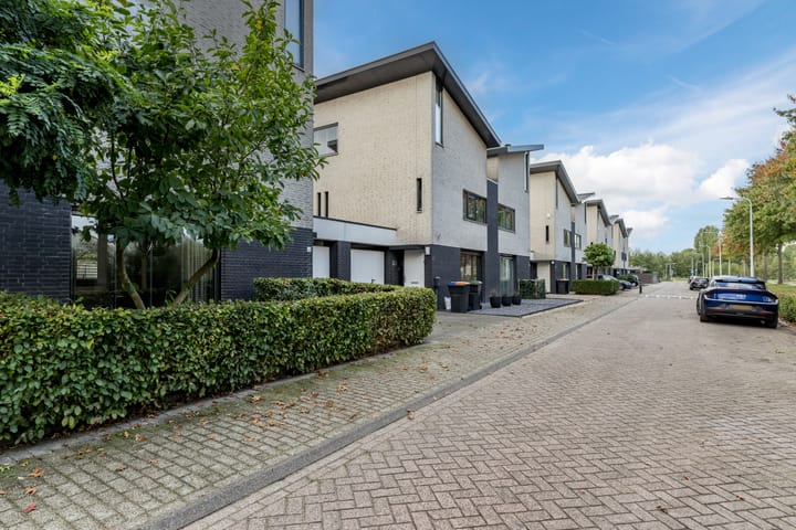 Photo 36 of Milheezestraat 48