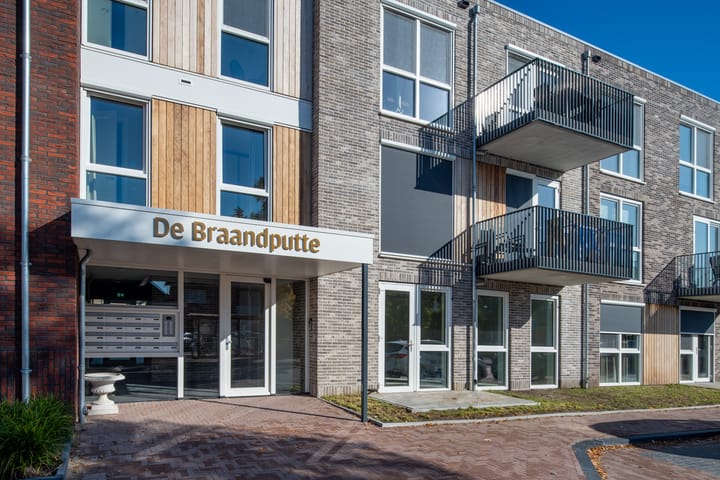 Photo 4 of Rijssenseweg 8-P