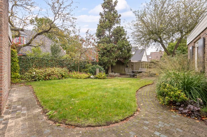 Foto 34 van Villa Bertha 12