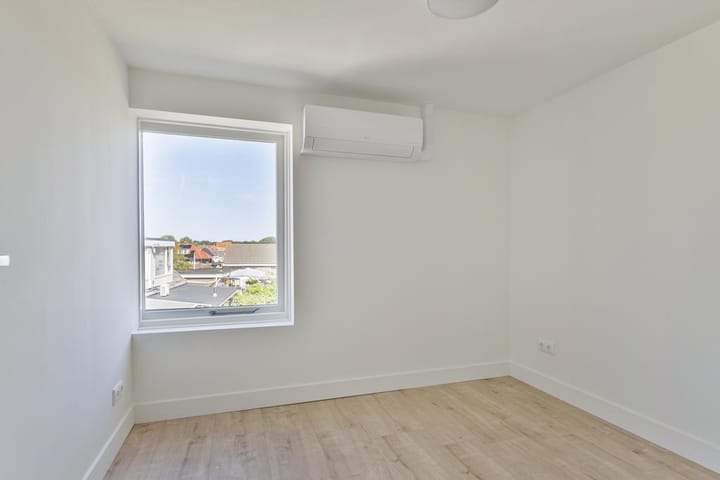 Photo 32 of Noorderbuurt 36