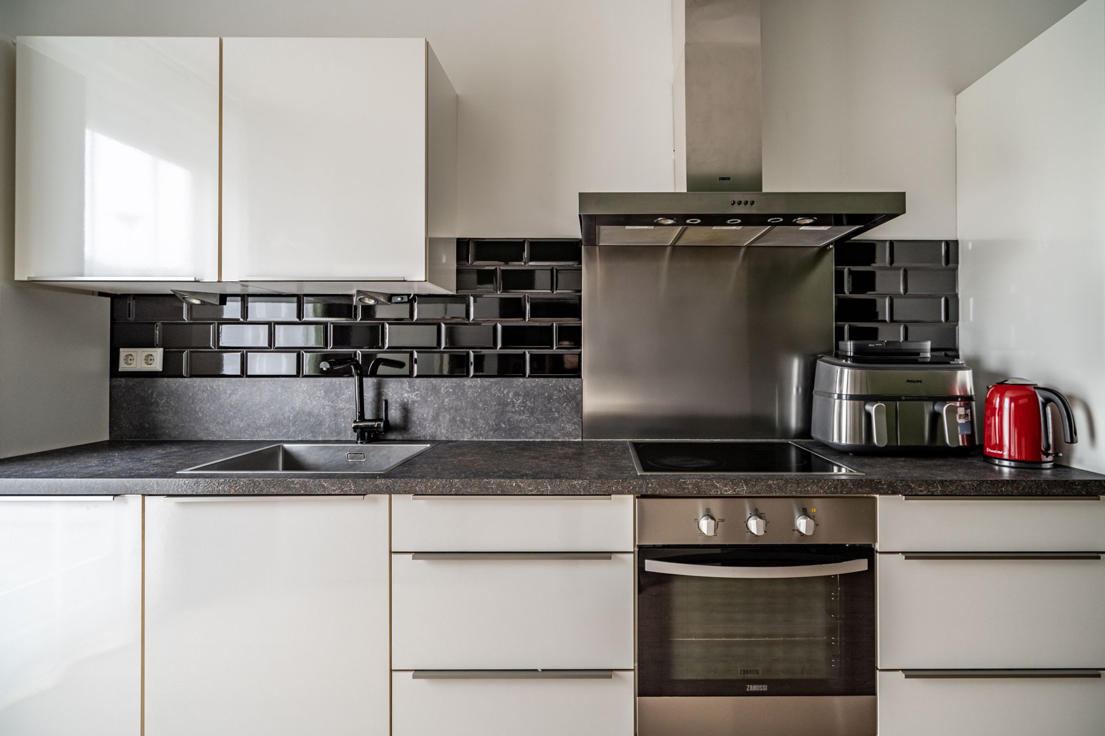 Photo 12 of Binnendoor 18