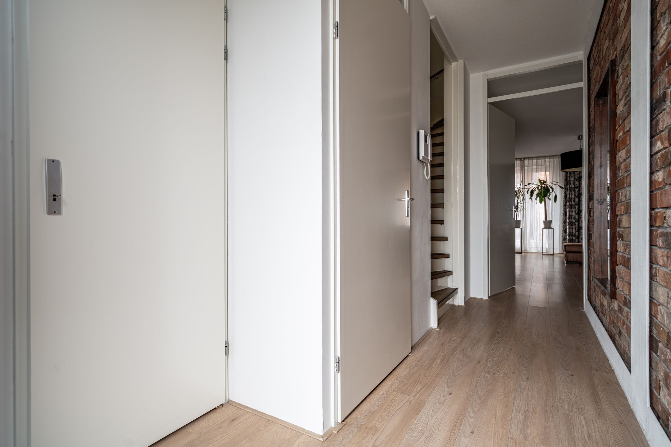 Photo 15 of Binnendoor 18