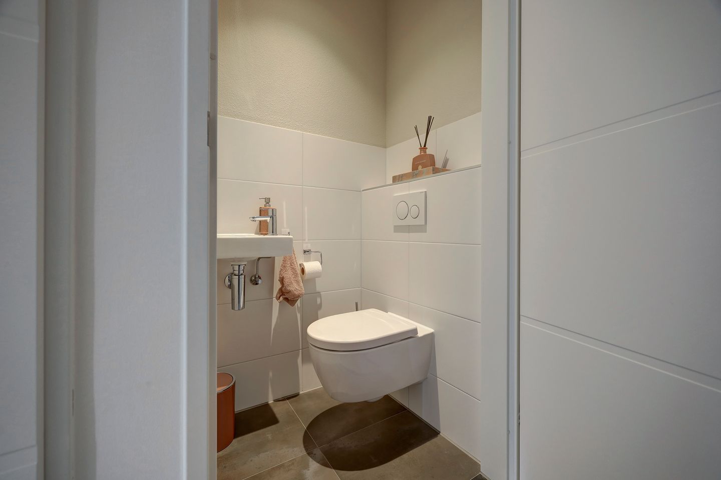 Photo 10 of Baan 50-T
