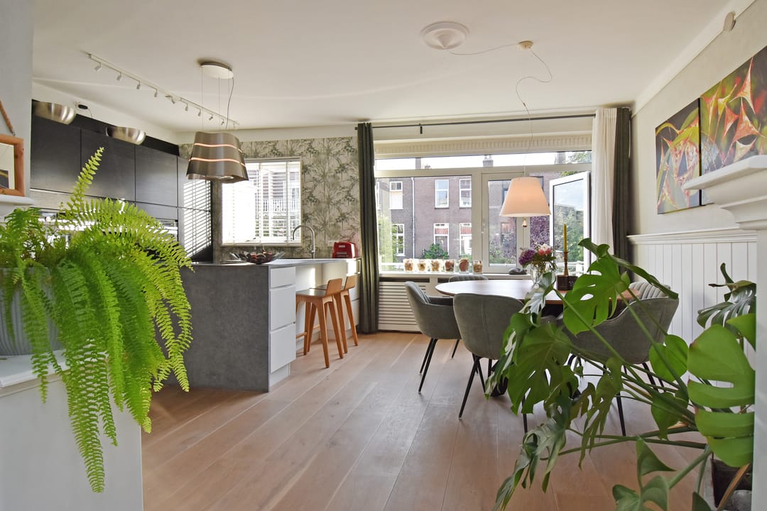 Foto 13 van Amalia van Solmsstraat 142-A