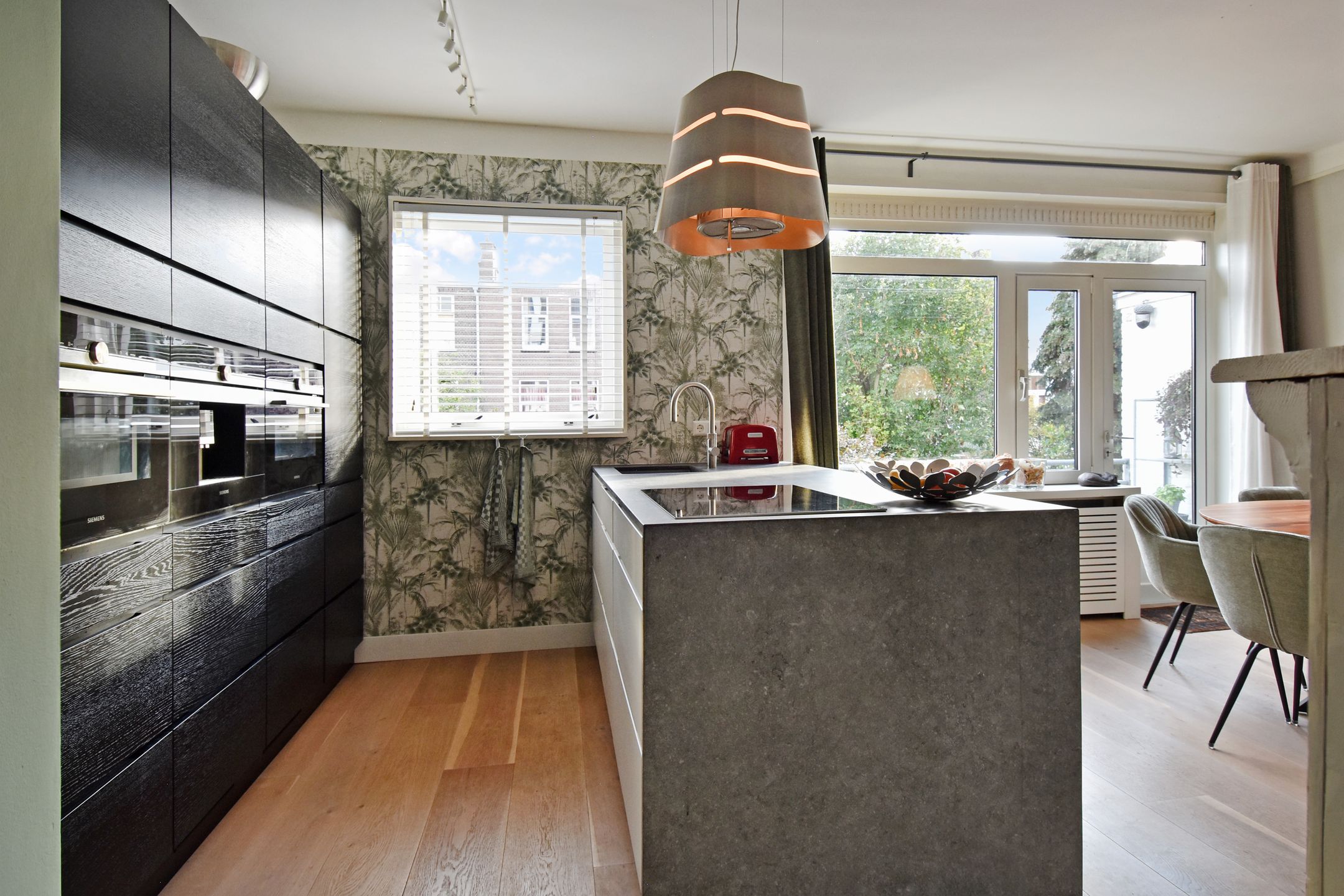 Foto 18 van Amalia van Solmsstraat 142-A