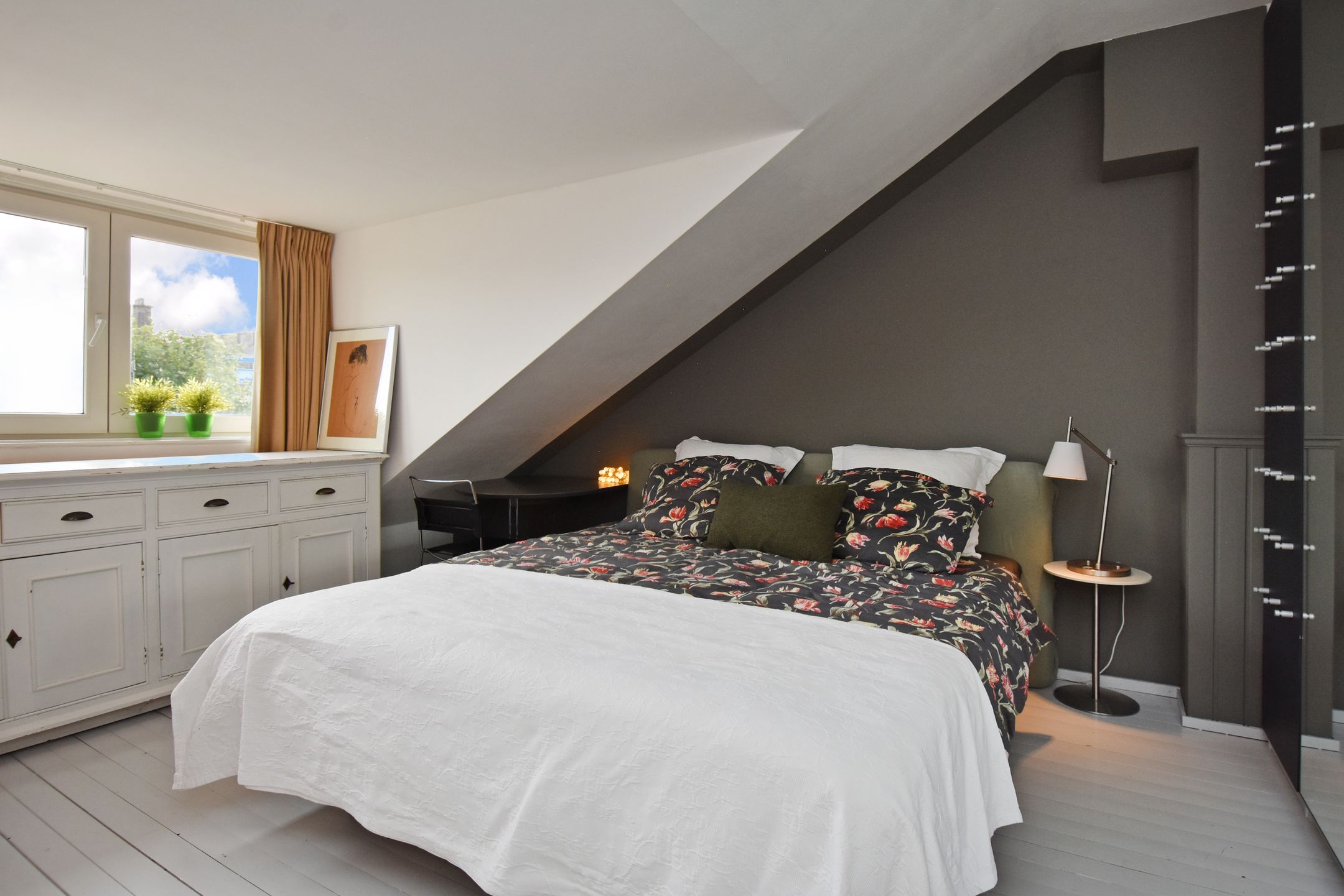 Foto 24 van Amalia van Solmsstraat 142-A