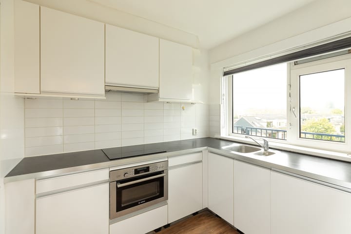 Photo 14 of Oostelijk Halfrond 145