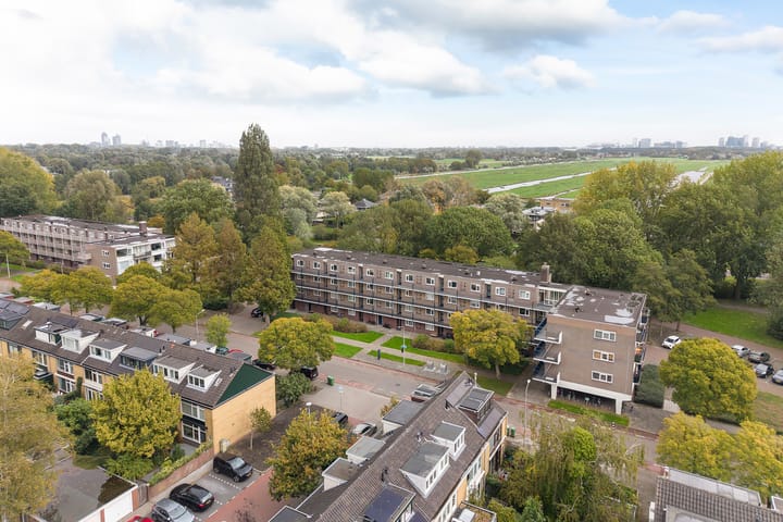 Photo 18 of Oostelijk Halfrond 145