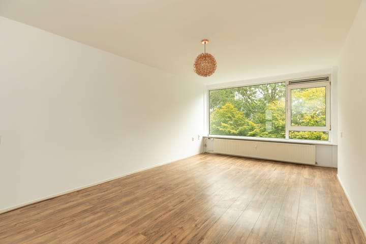 Photo 4 of Oostelijk Halfrond 145