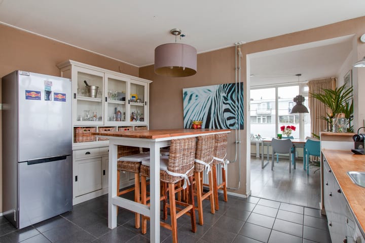 Photo 9 of Van Staverenstraat 39-A