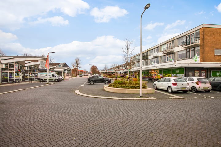 Photo 28 of Van Staverenstraat 39-A