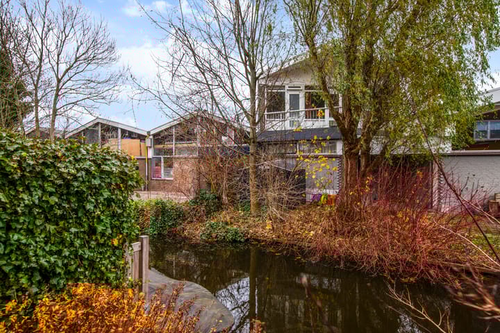 Photo 29 of Van Staverenstraat 39-A