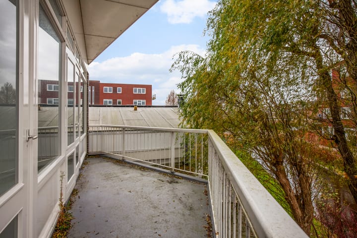 Photo 18 of Van Staverenstraat 39-A