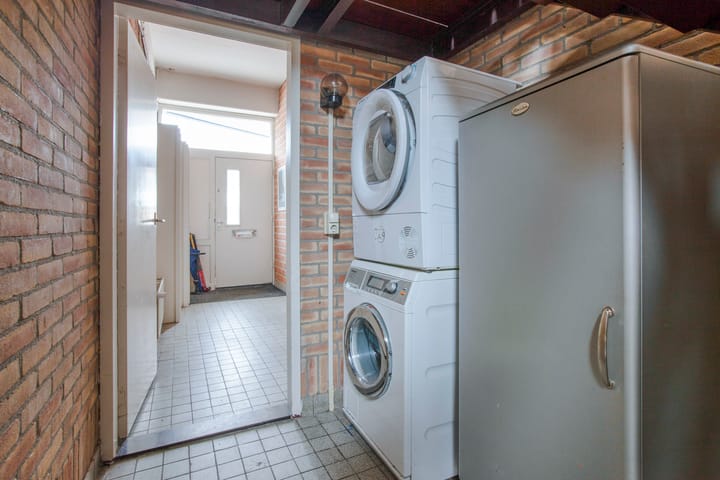 Photo 23 of Van Staverenstraat 39-A