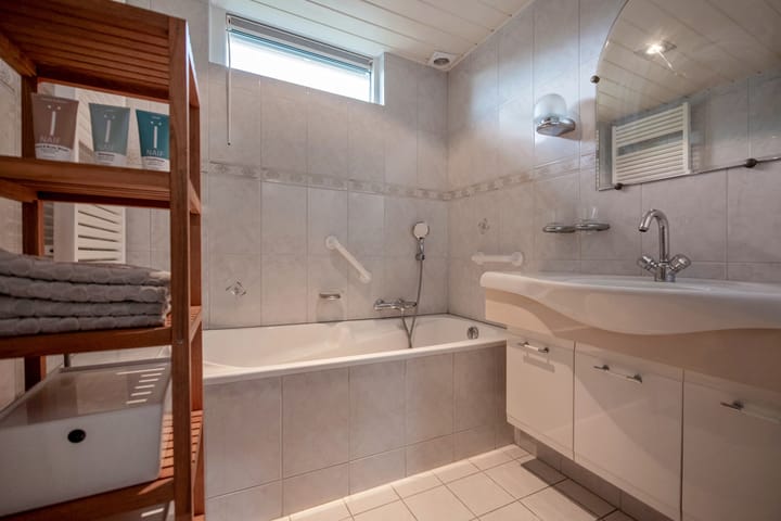 Foto 25 van Charlotteplaats 16