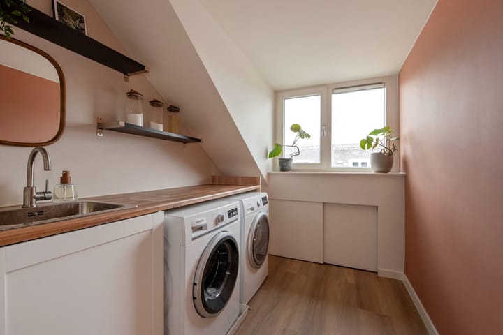 Foto 33 van Charlotteplaats 16